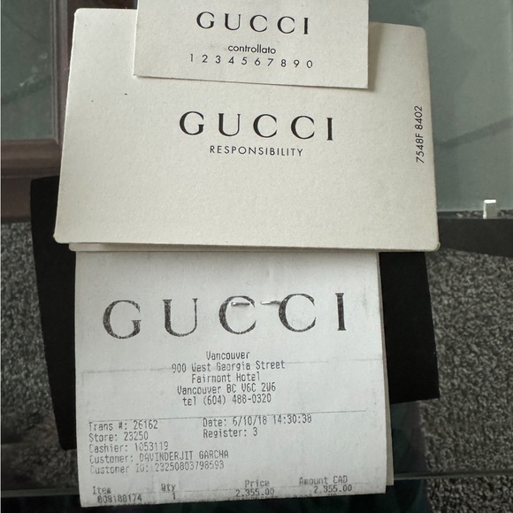 Gucci Marmont Medium Shoulder Bag - Picture 2 of 9